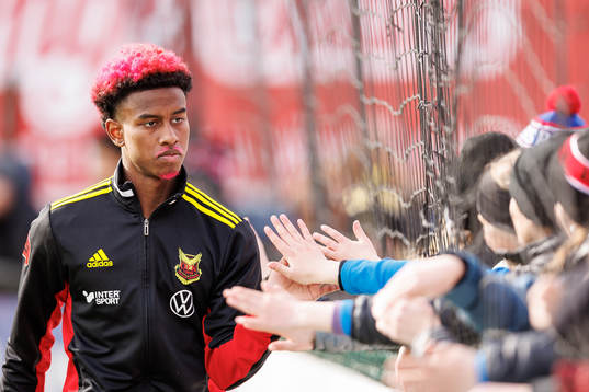 Östersunds Chovanie Amatkarijo tackar publiken