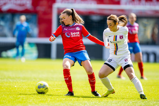 Helsingborgs Emma Krantz och Qvidings Mia Karisik