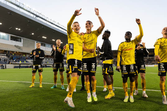 Elfsborgs Jacob Ondrejka och Gustaf Lagerbielke jublar