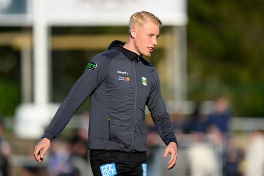 Varbergs Vilmer Rönnberg innan fotbollsmatchen i Allsvenskan mellan Värnamo och Varberg den 9 maj 2023 i Värnamo. 