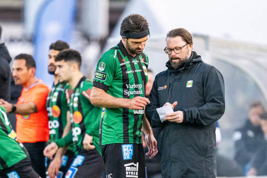 Varbergs Oliver Stanisic och Varbergs huvudtränare Joakim