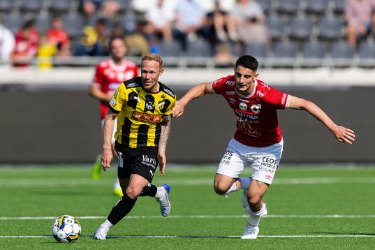 Häckens Mikkel Rygaard Jensen och Degerfors Seid Korac