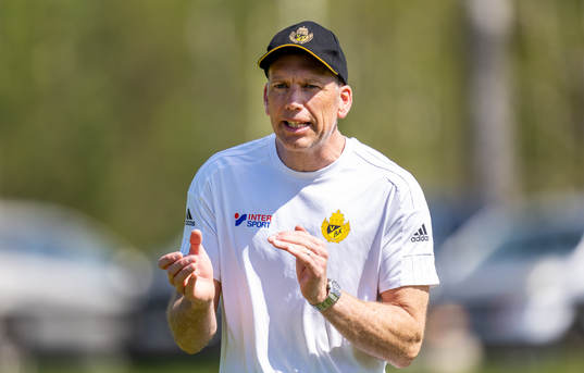 Växjö BKs tränare Fredrik Bild fotbollsmatchen i division 3 sydöstra götaland mellan Växjö Norra och Växjö BK den 13 maj 2023 i Växjö. 