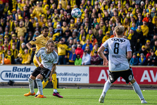 Amahl Pellegrino of Bodø/Glimt and Santeri Leevi Oliver Väänänen of Rosenborg