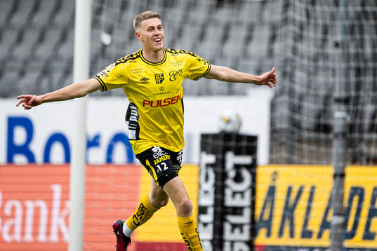 Elfsborgs Alexander Bernhardsson jublar