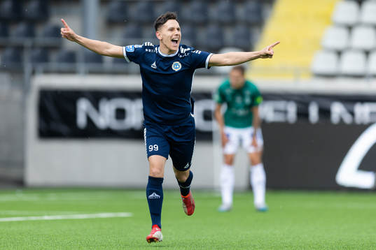 Utsiktens Emir Bosnic jublar