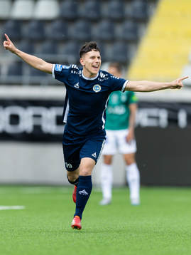 Utsiktens Emir Bosnic jublar