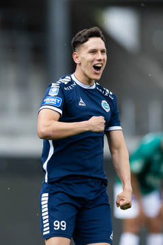 Utsiktens Emir Bosnic jublar