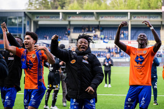 Isaac Atanga of Aalesund celebrates