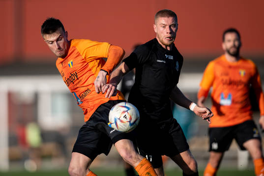 Torns IFs Ted Sandberg och Lunds BKs Rasmus Wendt