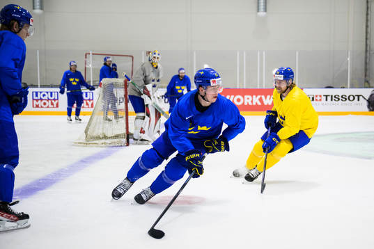 Lucas Raymond and Anton Lindholm of Sweden at a practice