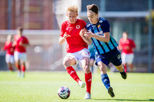 Kalmars Gustav Arvidsson och Djurgårdens Jakob Bäckström
