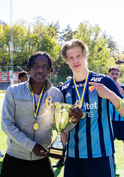 Djurgårdens Jonathan Zeberga och Jack Tagesson jublar