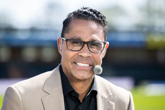 Daniel Nannskog i SVTs studion
