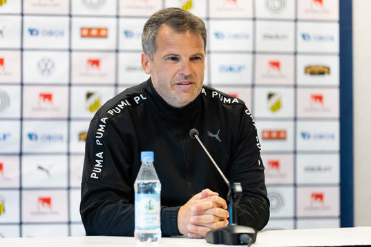 Häckens tränare Robert Vilahamn