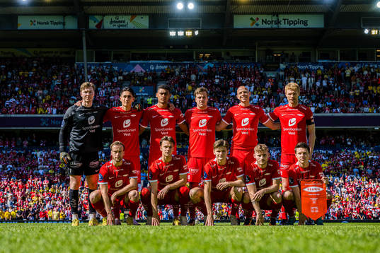 The starting eleven of Brann, from the top left; Mathias