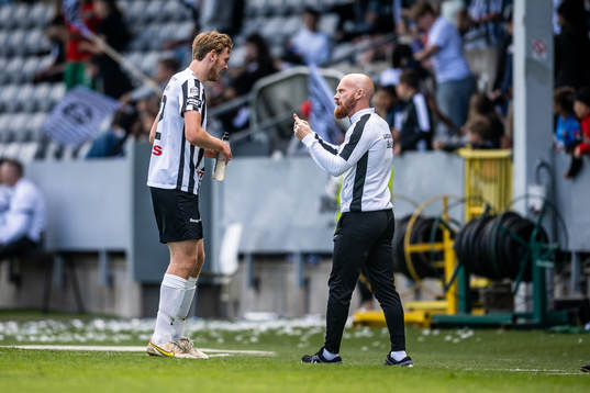 Landskronas Melker Jonsson och assisterande tränare Max Mölder