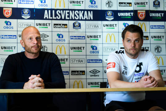 AIKs tränare Andreas Brännström och Degerfors tränare Andreas Holmberg