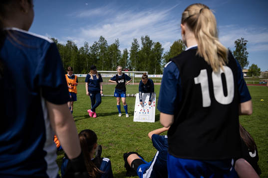 Spelare och ledare i Västmanlands fotbollförbund