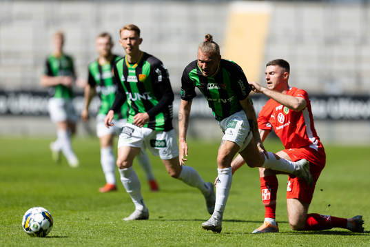 GAIS  Jonas Lindberg och Jönköpings Södras Marko Nikolic