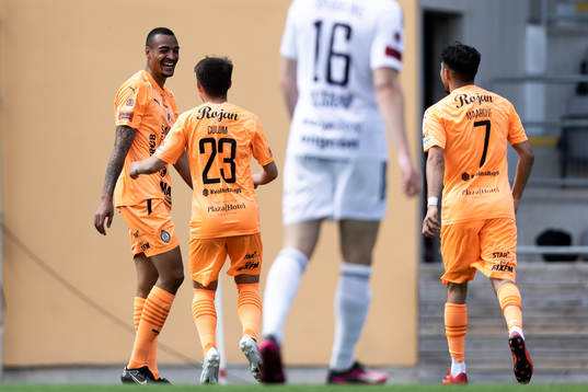 AFC Eskilstunas Simon Karlsson Adjei jublar efter 1-0