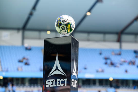 Allsvenskans officiella matchboll från Select