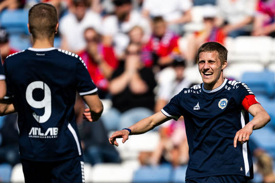 Utsiktens Lucas Hedlund och Erik Westermark jublar