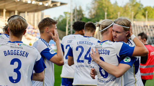 Jubel efter mål 1-0 av IFK Norrköpings Arnor Sigurdsson