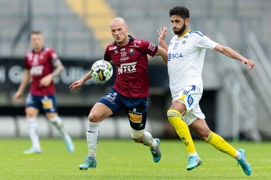 Örgrytes Jonathan Drott och GIF Sundsvalls Paya Pichkah