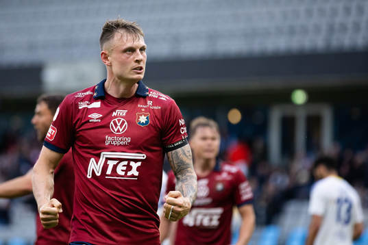 Örgrytes Marcus Haglind Sangre jublar
