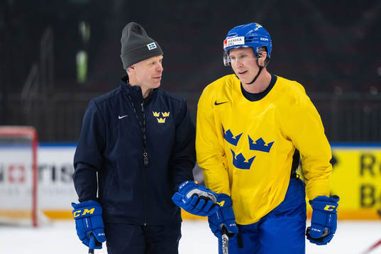 assistant coach Nicklas Rahm and Dennis Rasmussen of Sweden
