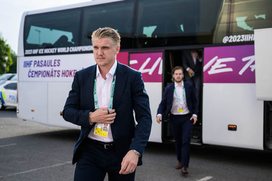 Jakob Silfverberg of Sweden arrives to the arena for the