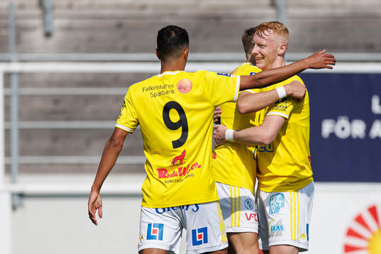 Falkenbergs Wilhelm Ärlig jublar