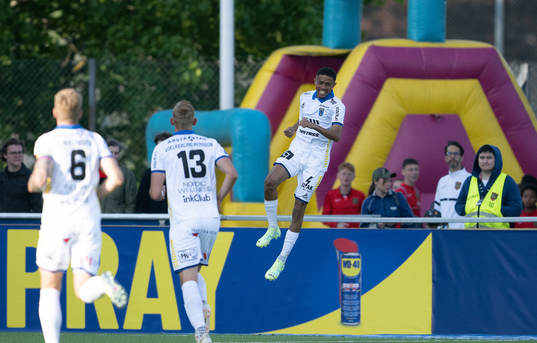 Sirius Tashreeq Matthews jublar