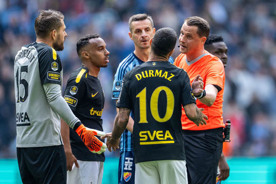 AIKs målvakt Kristoffer Nordfeldt, Bilal Hussein, Jimmy