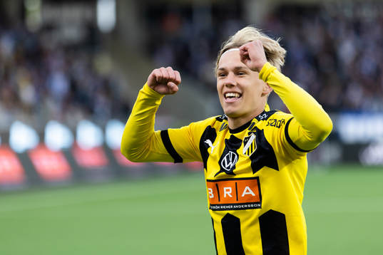 Häckens Pontus Dahbo jublar efter 4-1