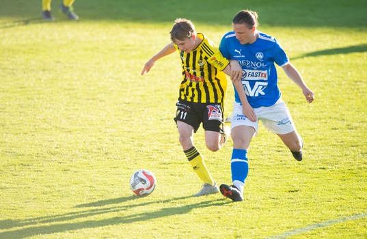 IFK Hässleholms Noa Flink i matchen i DM mellan IFK Hässleholm och Bjärnum i Hässleholm 30 maj 2023.