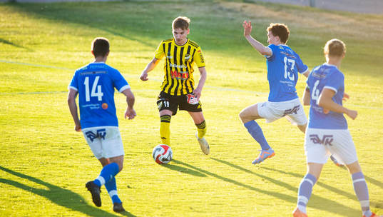 IFK Hässleholms Amir Ramanovski i matchen i DM mellan IFK Hässleholm och Bjärnum i Hässleholm 30 maj 2023.