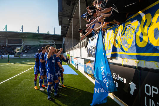 GIF Sundsvalls spelare jublar