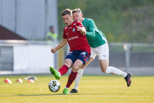 Östers Runar Thor Sigurgeirsson och Jönköpings Södras