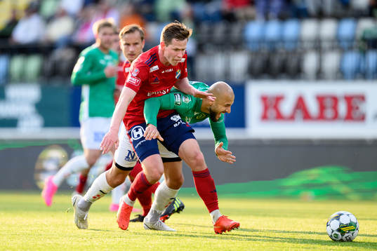 Östers Alex Thor Hauksson och Jönköpings Södras Pashang