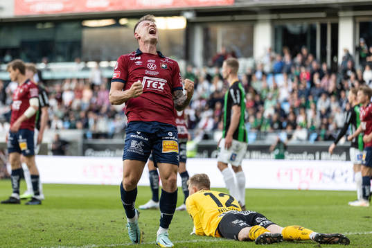 Örgrytes Marcus Haglind Sangre jublar