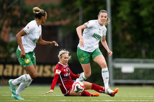 IFK Norrköpings Elsa Burvall och Hammarbys Emma Westin