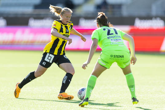 Häckens Julie Blakstad