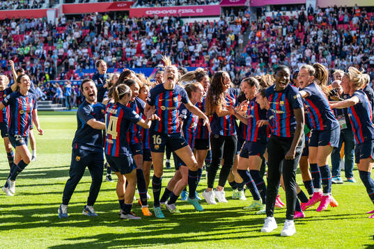 Fridolina Rolfö of Barcelona celebrates