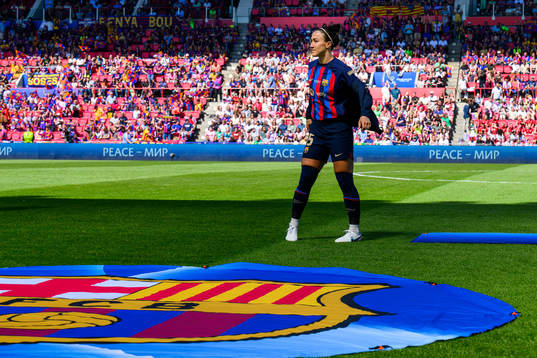 Lucy Bronze of Barcelona