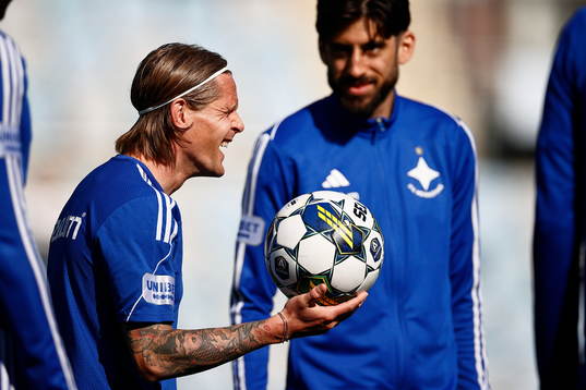 IFK Norrköpings Ari Freyr Skulason