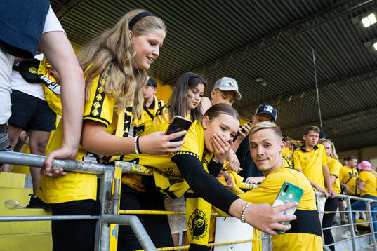 Elfsborgs Jacob Ondrejka tackar publiken