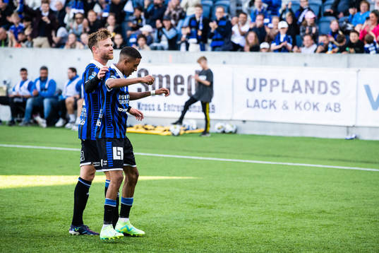 Sirius Tashreeq Matthews jublar