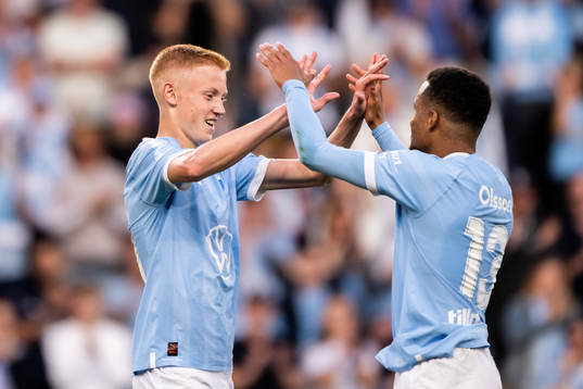 Malmö FFs Hugo Larsson och Martin Olsson
